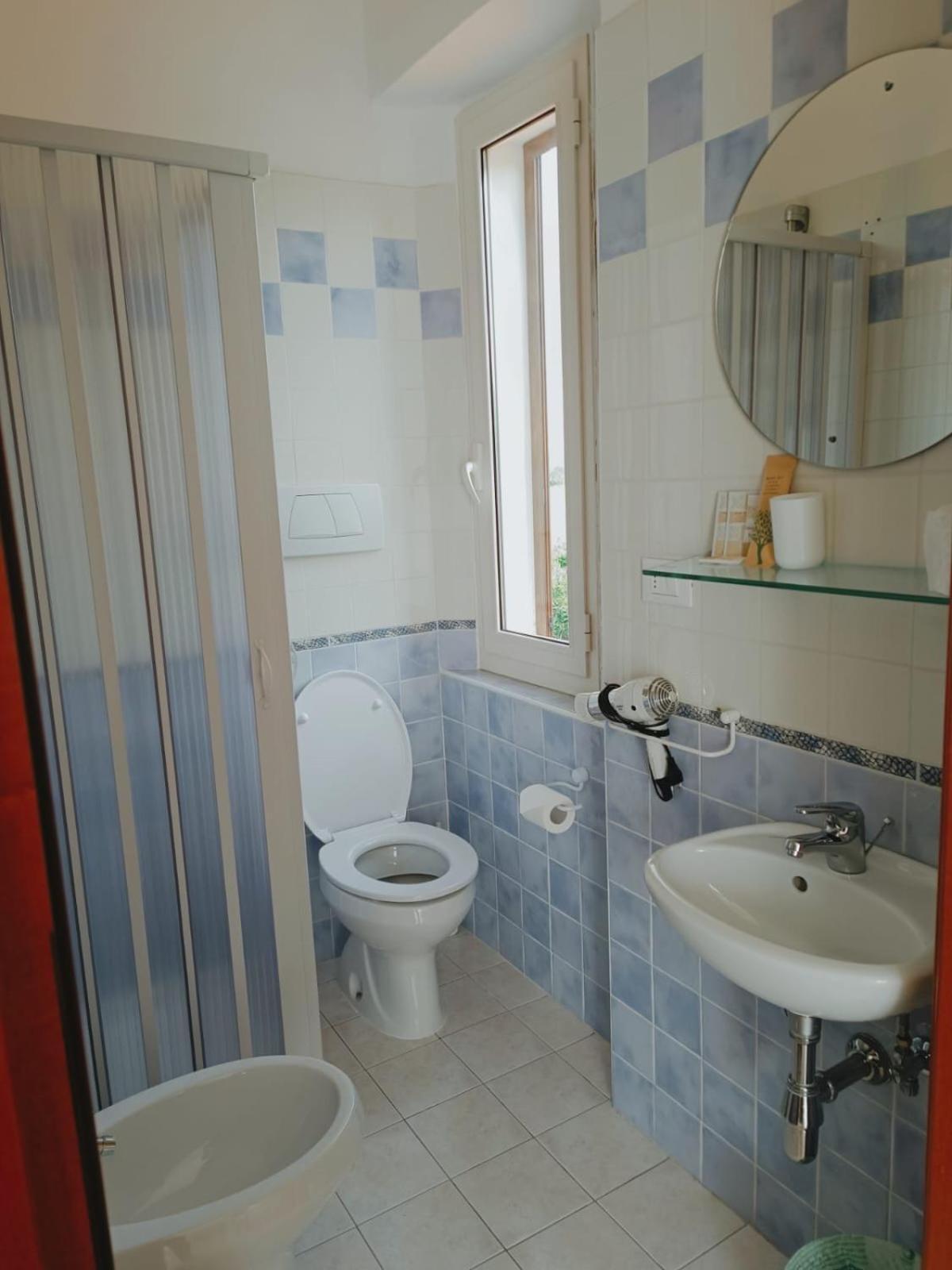 Locanda Zona Franca San Benedetto del Tronto Exterior foto